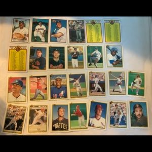 Bundle of Baseball Cards Lot 372